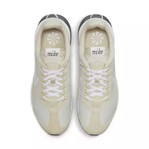 Women's Nike Air Max Pre-Day Shoes 2 Women's Nike Air Max Pre-Day Shoes - Image 2